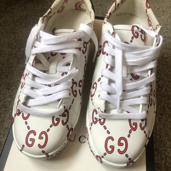 gucci sneakers gg print